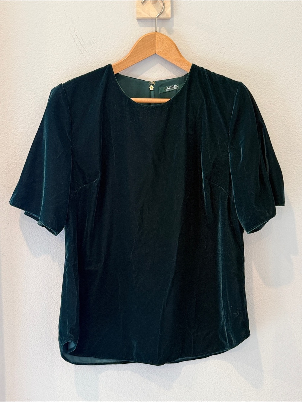 Lauren Ralph Lauren Emerald Velvet Short Sleeve Blouse Flowy Flattering Size 12